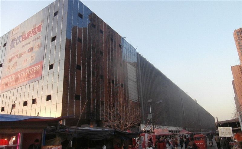 鄭州中原新區(qū)新苑林商場